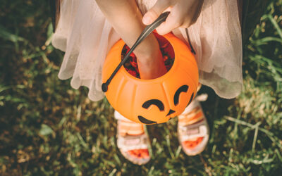 The Dentist’s Guide to Halloween Candy: What’s Safe and What’s Not